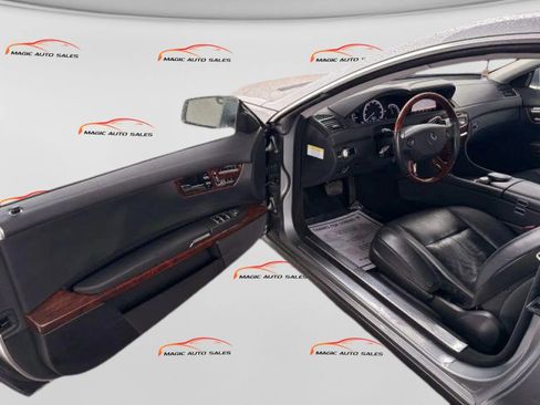 Used 2010 Mercedes-Benz CL 550 4MATIC image 8