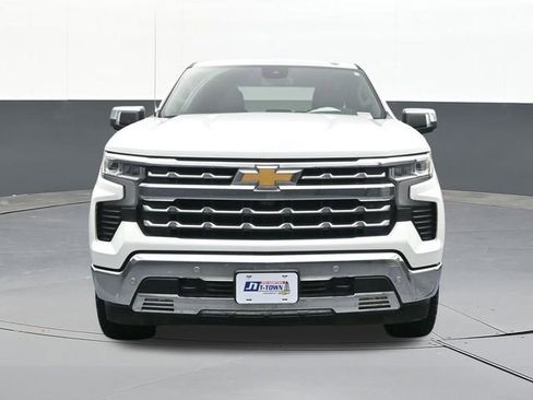 Used 2022 Chevrolet Silverado 1500 LTZ image 23