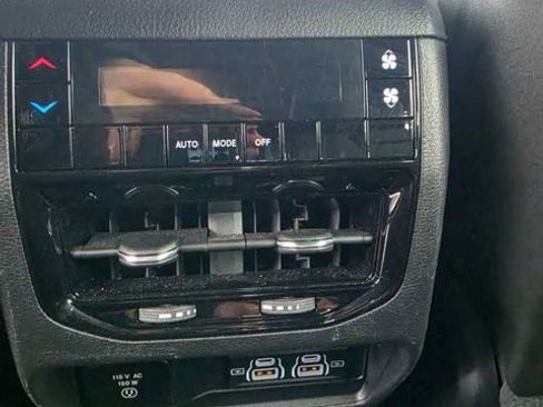 Used 2023 Jeep Grand Cherokee L Laredo AWD/4WD image 12