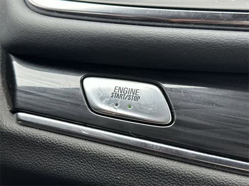 Used 2018 Buick Enclave Premium w/ Experience Buick Package image 11