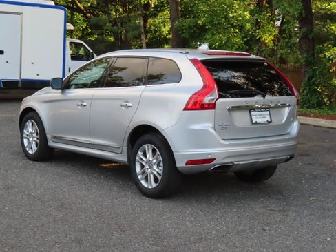 Used 2015 Volvo XC60 T5 Premier FWD image 4