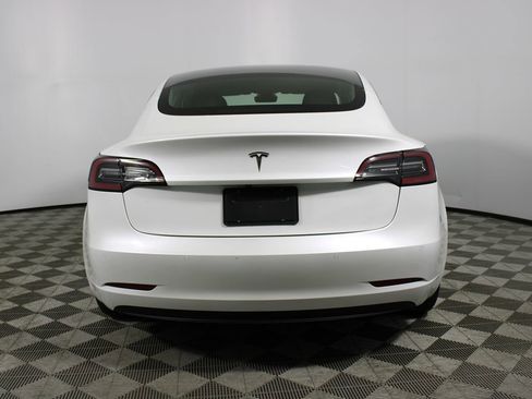 Used 2021 Tesla Model 3 Standard Range Plus image 28