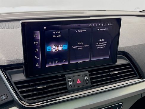 Used 2024 Audi Q5 2.0T Premium image 16