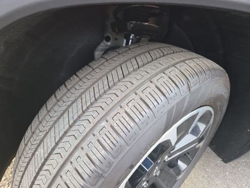 New 2026 Chevrolet Equinox LT w/ Convenience Package II image 57