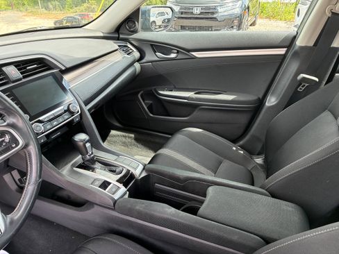 Used 2021 Honda Civic EX image 16