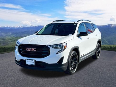 Used 2021 GMC Terrain SLT w/ Infotainment Package II image 1