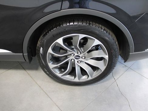 Used 2025 Lincoln Aviator Reserve image 59