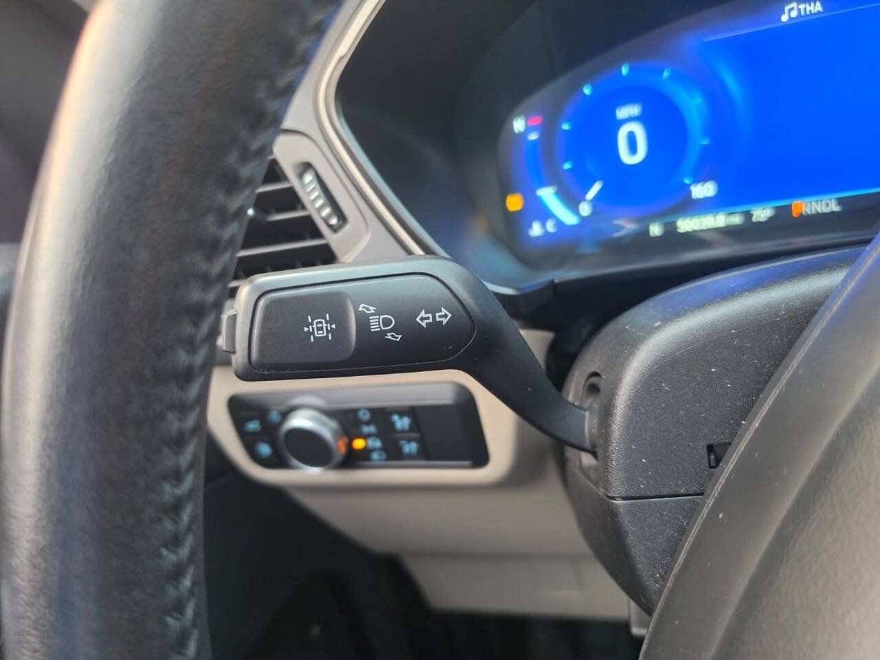Used 2020 Ford Escape SE Sport FWD image 51