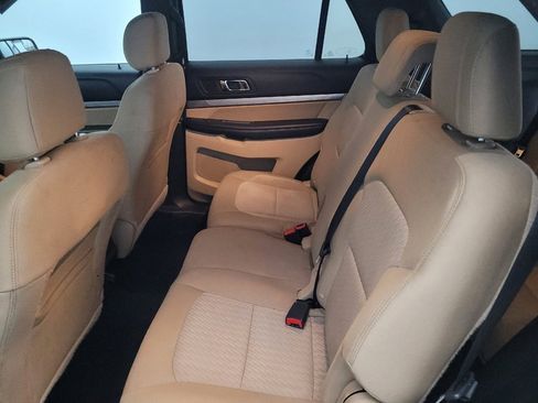 Used 2017 Ford Explorer 4WD image 18