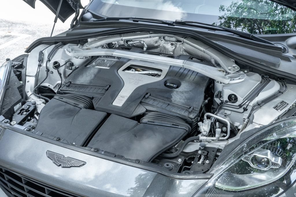 Used 2021 Aston Martin DBX AWD/4WD image 35