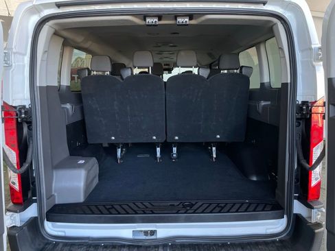 Used 2023 Ford Transit 350 XLT image 28