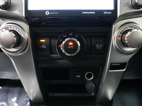 Used 2023 Toyota 4Runner SR5 Premium image 19