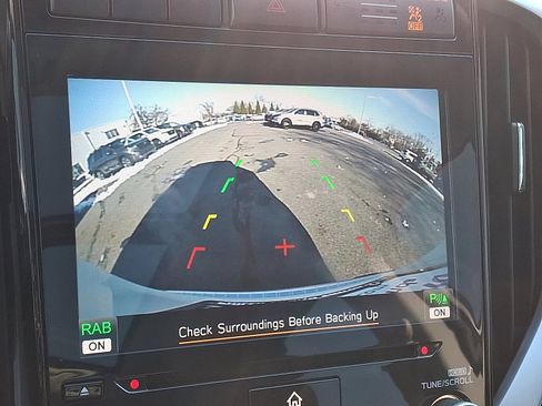 Used 2021 Subaru Ascent Limited w/ Technology Package image 18