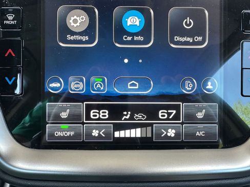 Used 2025 Subaru Outback Premium AWD/4WD image 7