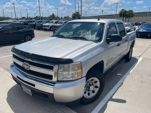 Used 2011 Chevrolet Silverado 1500 LS w/ Skid Plate Package AWD/4WD image 1