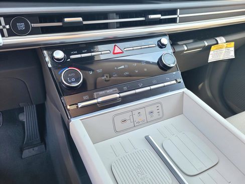 New 2026 Hyundai Santa Fe SEL AWD/4WD image 17