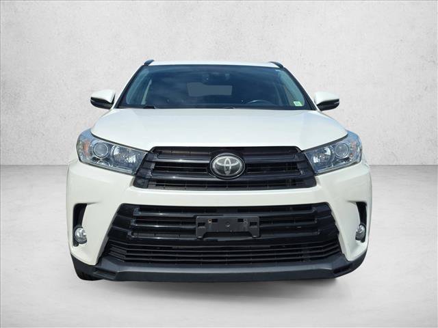 Used 2018 Toyota Highlander SE AWD/4WD image 2