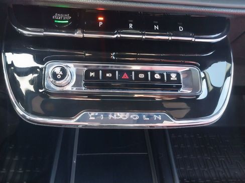 Used 2025 Lincoln Corsair Grand Touring w/ Equipment Group 301A image 13