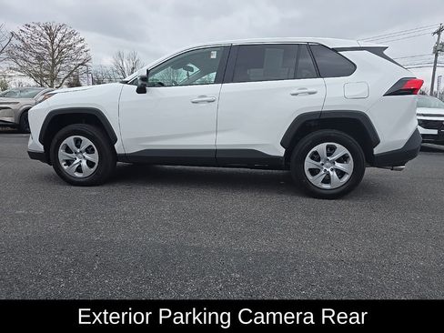 Used 2025 Toyota RAV4 LE image 12