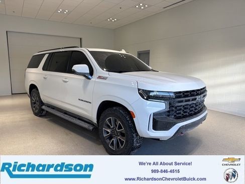 Certified 2024 Chevrolet Suburban Z71 w/ Luxury Package image 1