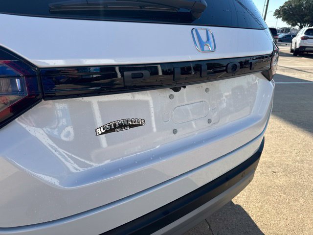 Used 2025 Honda Pilot EX-L image 6