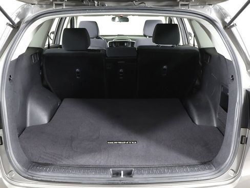 Used 2016 Kia Sorento L FWD image 14