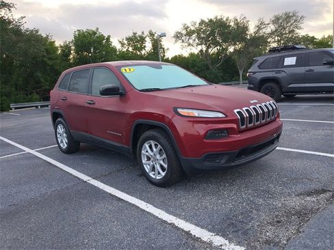 Used 2017 Jeep Cherokee Sport w/ Trailer Tow Group image 7
