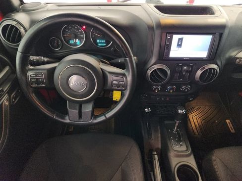 Used 2015 Jeep Wrangler Unlimited Sport w/ Quick Order Package 24S AWD/4WD image 25