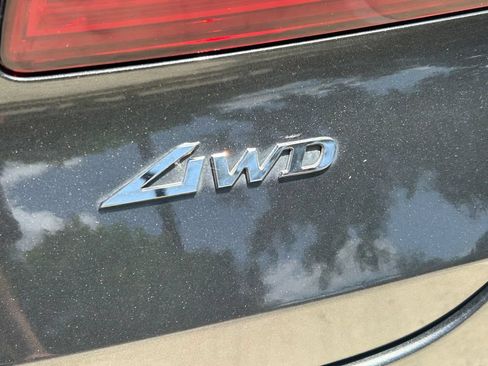 Used 2025 Genesis GV80 2.5T Standard AWD/4WD image 13