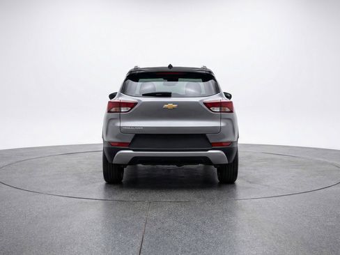 Used 2025 Chevrolet TrailBlazer LT image 7