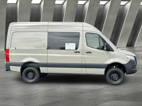 Used 2026 Mercedes-Benz Sprinter 2500 image 3