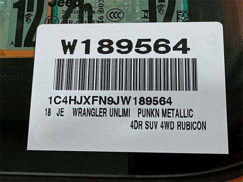 Used 2018 Jeep Wrangler Unlimited Rubicon w/ LED Lighting Group image 26