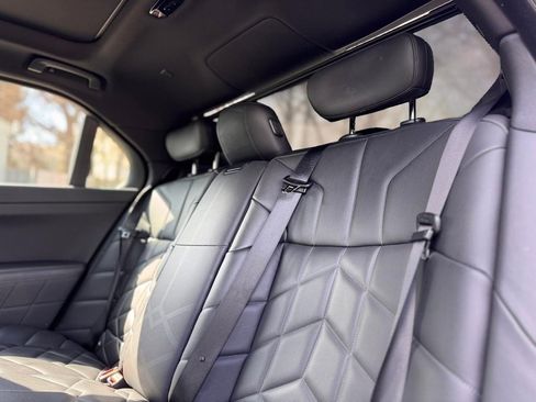 Used 2024 BMW 740i xDrive 740i xDrive image 27