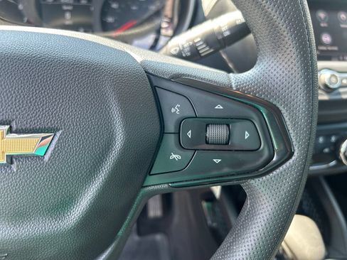 Used 2023 Chevrolet TrailBlazer LS AWD/4WD image 30