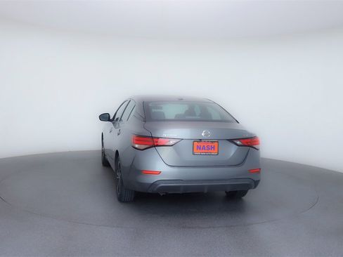 Used 2023 Nissan Sentra SV image 5