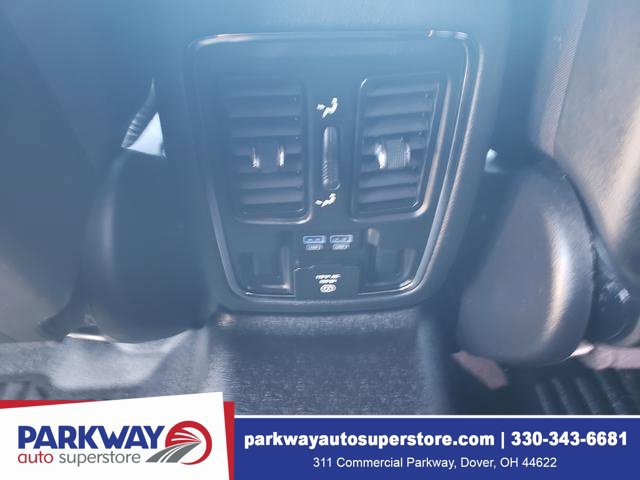 Used 2020 Jeep Grand Cherokee Limited w/ Premium Lighting Group AWD/4WD image 18