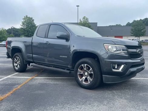 Used 2016 Chevrolet Colorado Z71 RWD image 2