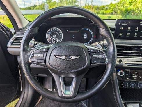 Used 2024 Genesis G70 2.5T AWD/4WD image 21