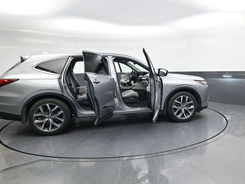 Used 2023 Acura MDX FWD w/ Technology Package image 39