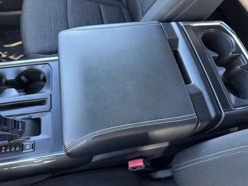 Certified 2022 Ford F150 XLT w/ Equipment Group 302A High image 19