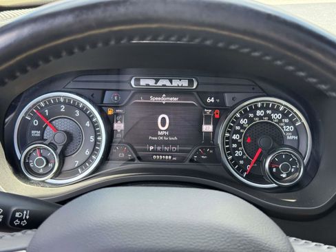 Used 2023 RAM 1500 Laramie AWD/4WD image 23