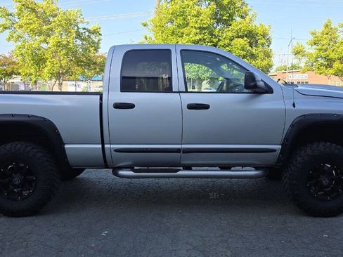 Used 2004 Dodge Ram 2500 Truck SLT w/ Sport Appearance Group AWD/4WD image 7