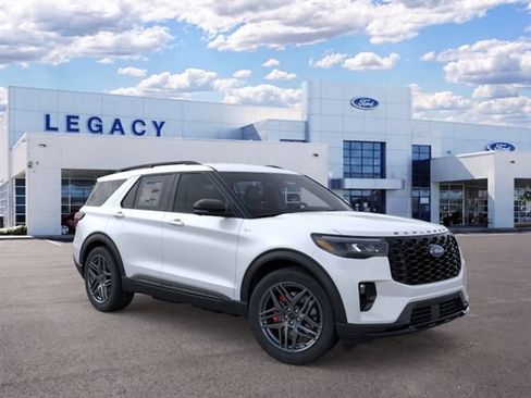 New 2026 Ford Explorer ST-Line w/ ST-Line Street Pack RWD image 7