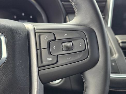 Used 2024 GMC Yukon SLT w/ SLT Luxury Package AWD/4WD image 34