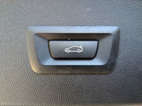 Used 2023 BMW iX xDrive50 w/ Ultimate Package 2 image 34