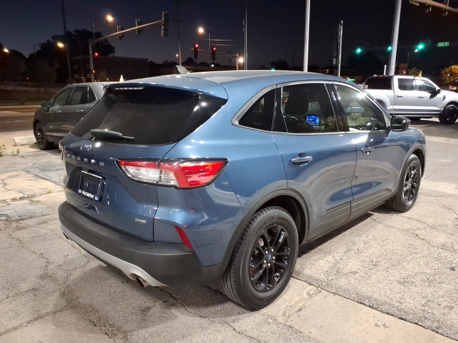 Used 2020 Ford Escape SE Sport FWD image 3