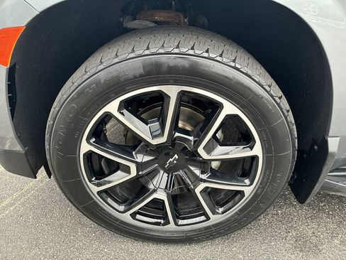 Certified 2022 Chevrolet Suburban RST w/ Luxury Package image 33