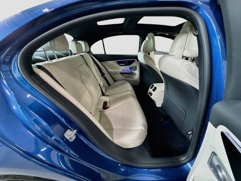 Certified 2025 Mercedes-Benz C 300 4MATIC Sedan image 33