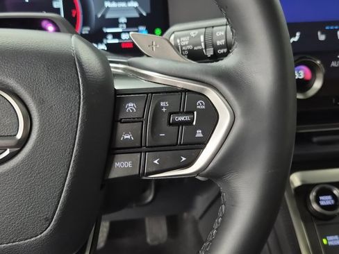 Used 2024 Lexus GX 550 image 28