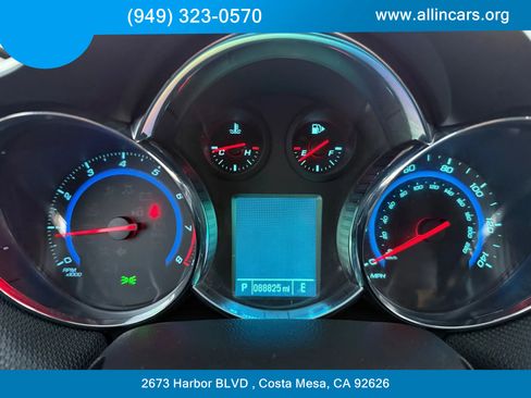 Used 2015 Chevrolet Cruze LT w/ Sun And Sound Package image 10